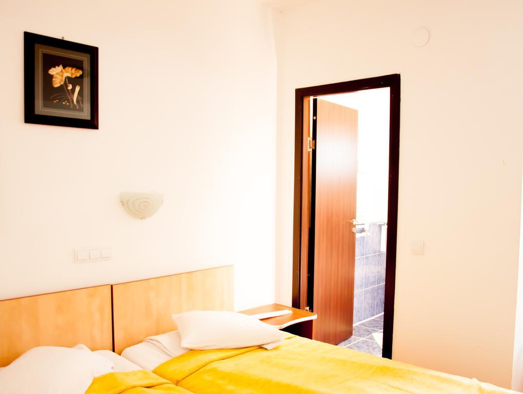 Complex Anna BaileTusnad Quarto foto