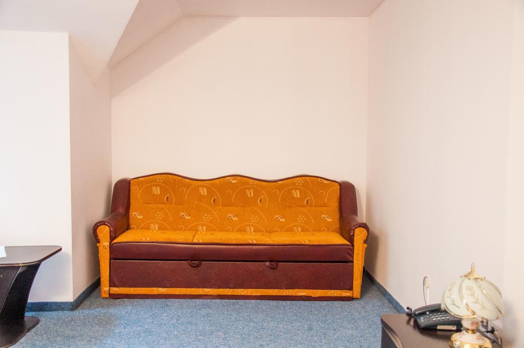 Complex Anna BaileTusnad Quarto foto